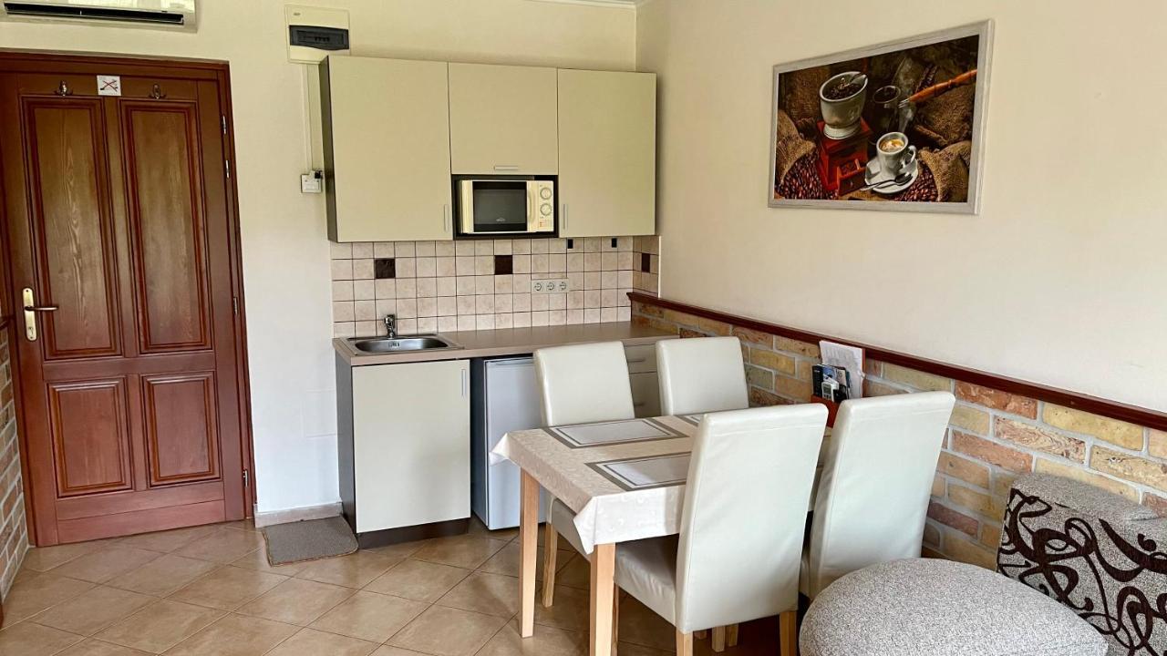 Gyula Var Panorama Apartman Exterior foto