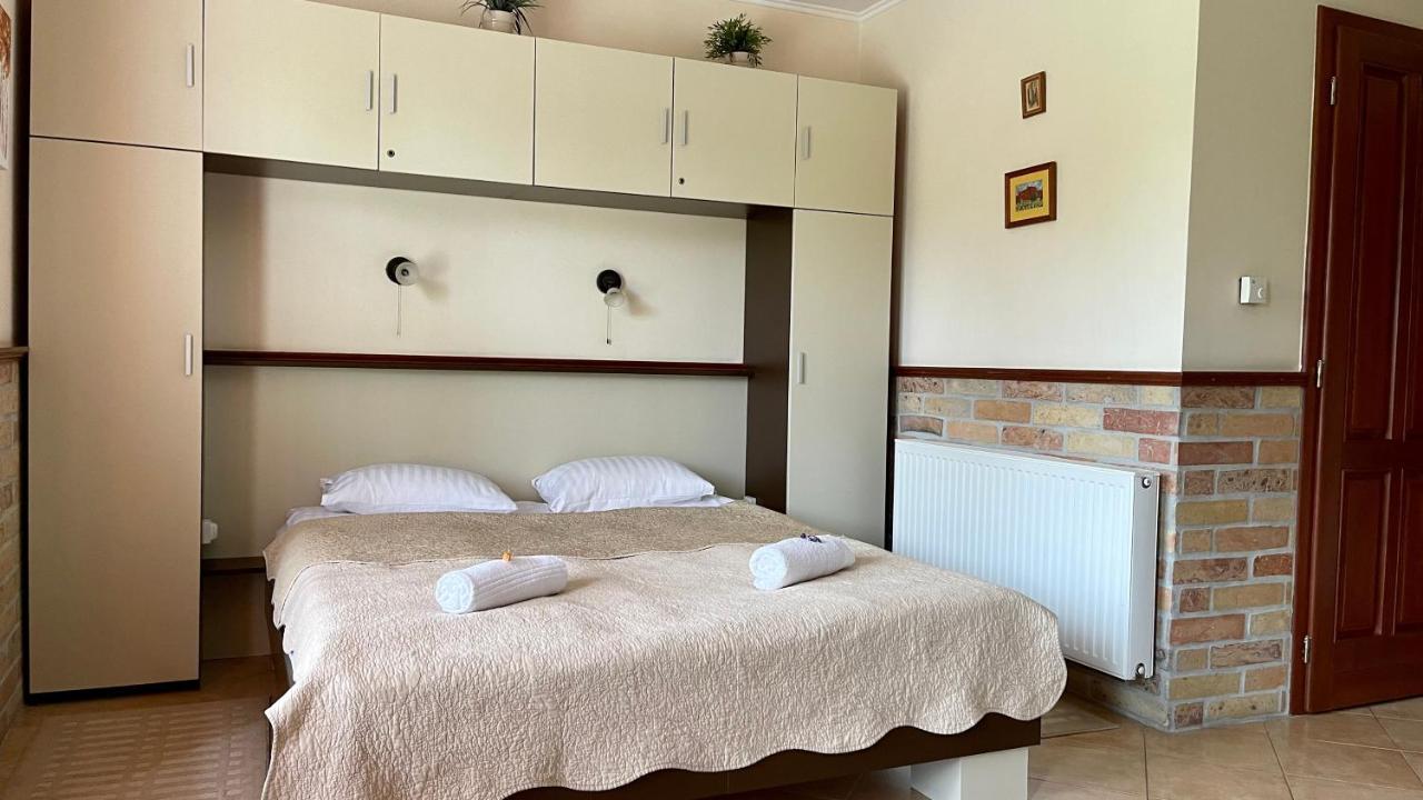 Gyula Var Panorama Apartman Exterior foto