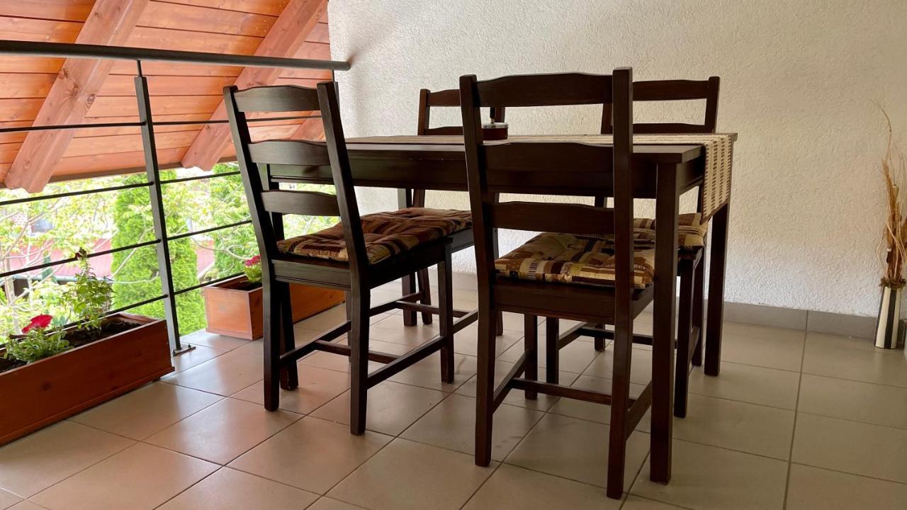 Gyula Var Panorama Apartman Exterior foto