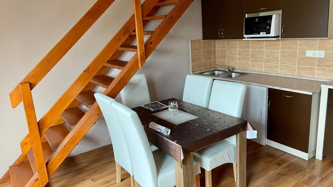 Gyula Var Panorama Apartman Exterior foto